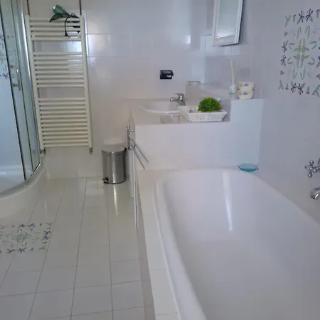 Torre Galli-dimora Di Campagna 4* Gasponi