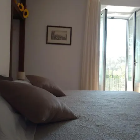 Torre Galli-dimora Di Campagna Bed and Breakfast Gasponi
