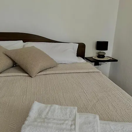 Torre Galli-dimora Di Campagna 住宿加早餐酒店 Gasponi