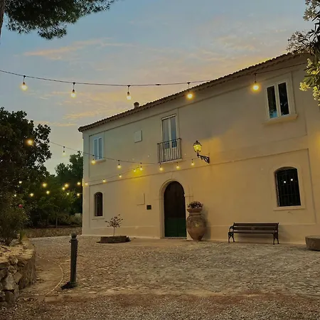 Torre Galli-dimora Di Campagna 住宿加早餐酒店 Gasponi