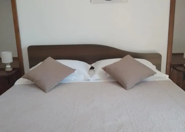 Torre Galli-dimora Di Campagna לינה וארוחת בוקר